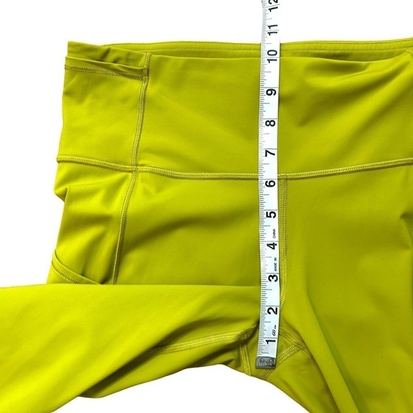 LULULEMON Fast and Free Crop II 19" *Nulux Golden Lime - Picture 13 of 14